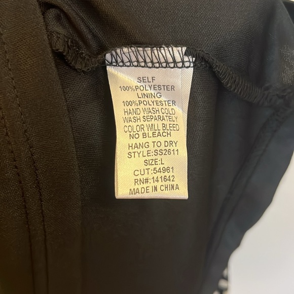 She & Sky Smocked Waist Dress - Size Large, NWT - Picture 7 of 8